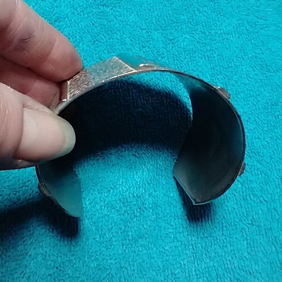 Textured Silver Wide Large Cuff Bracelet vintage - Picture 5 of 7